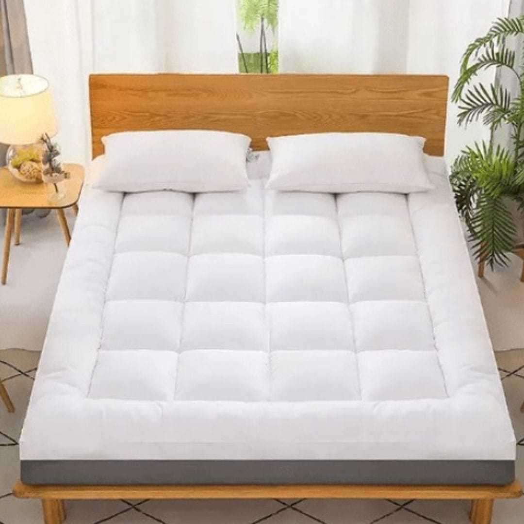 4''Thikness,White,Colour,6/7,Feet,Deluxe,Mattress,Topper